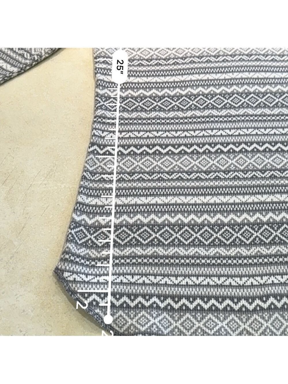 Old Navy Women's Grey Striped Thermal Sleep Shirt Large - Picture 7 of 8